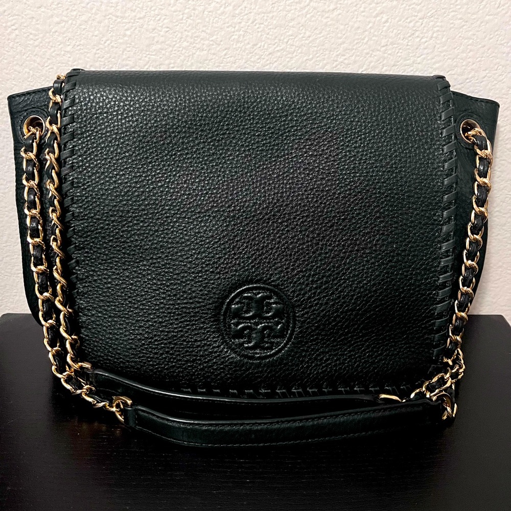 Messenger style Tory Burch bag